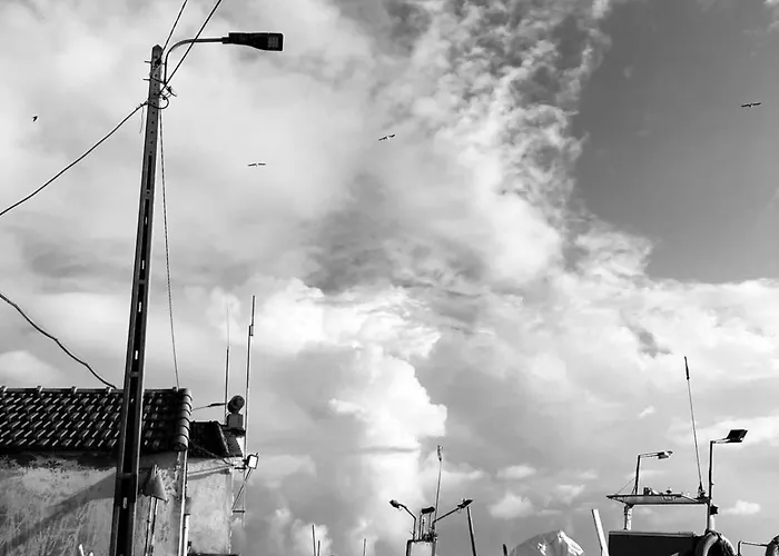 Aurora's Lighthouse - Caminhos De Santiago * Vila Cha (Porto)